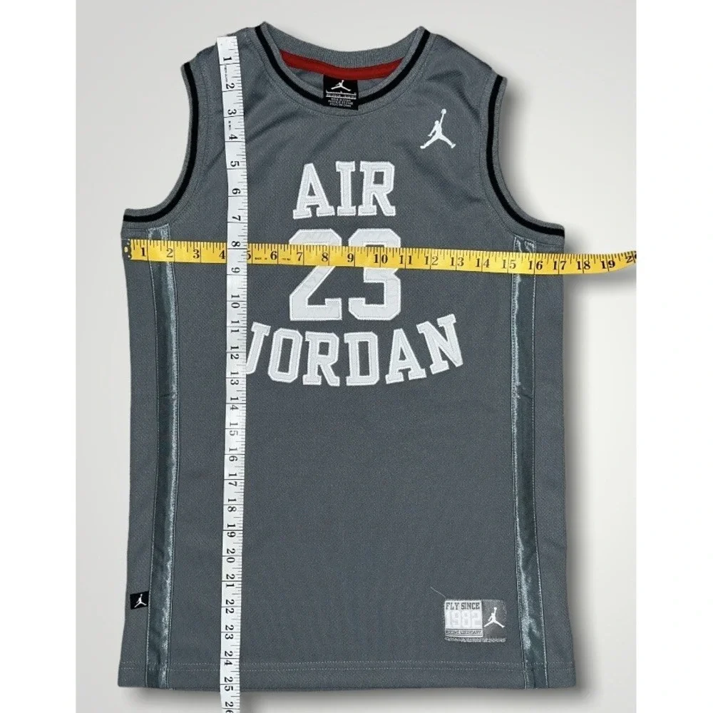 Air Jordan 23 Juniors Boys 12 13 Gray White Tank Top Size Large